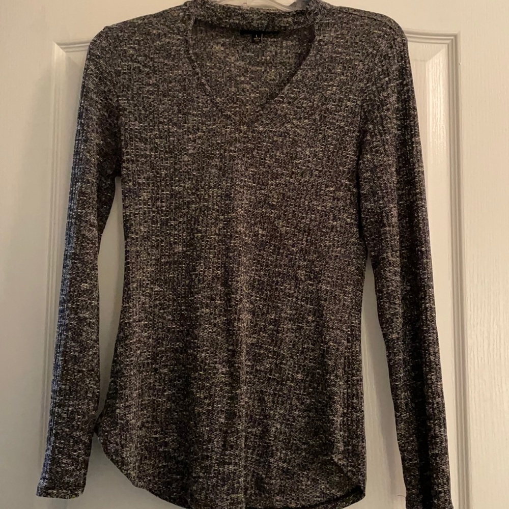 Long sleeve shirt with keyhole neckline